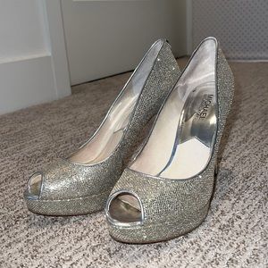 Michael Kors Sparkly Silver 4 Inch Heels Size 8